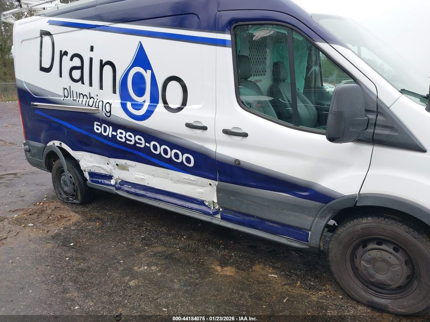 2018 Ford Transit VIN 1FTYR2CM6JKA35327 IAAI salvage auction — RIGHT SIDE, Salvage Title, sold $2,850 on 2026-07-22 (photo 6)