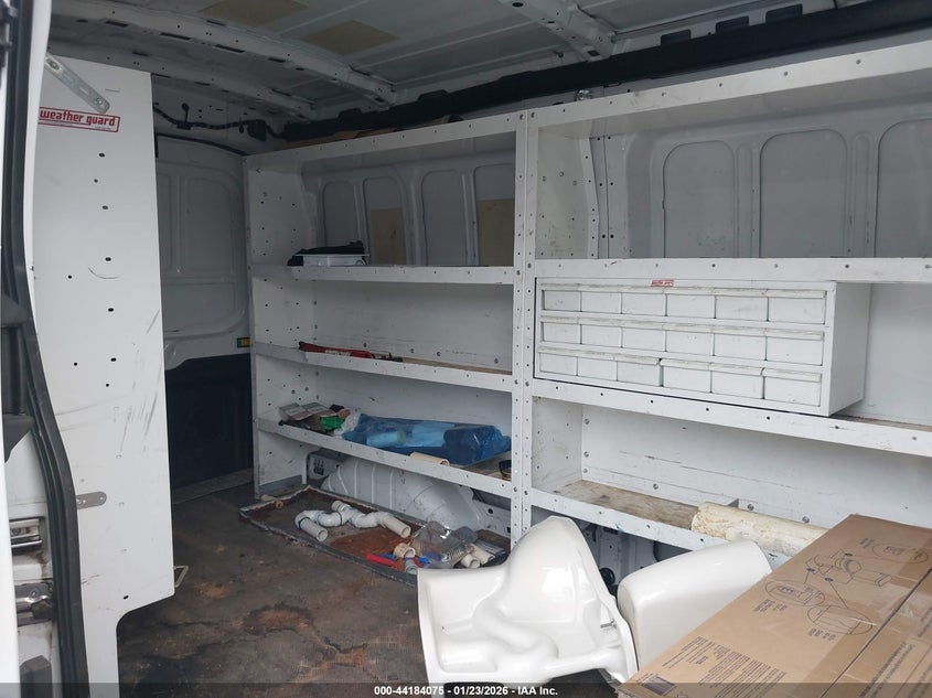 2018 Ford Transit VIN 1FTYR2CM6JKA35327 IAAI salvage auction — RIGHT SIDE, Salvage Title, sold $2,850 on 2026-07-22 (photo 8)