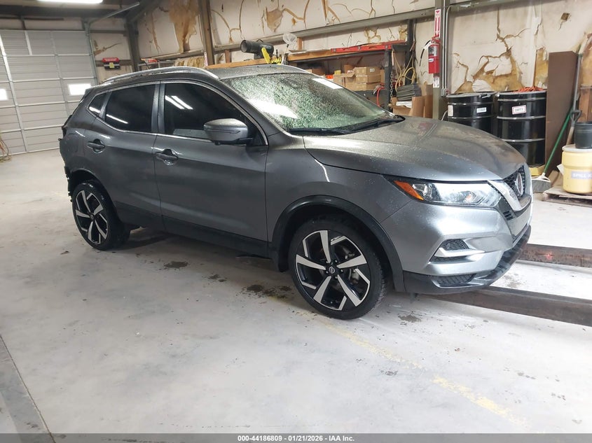 2022 Nissan Rogue VIN JN1BJ1CW5NW494021 IAAI salvage auction — REAR END, Salvage Title, sold $825 on 2026-07-29 (photo 1)