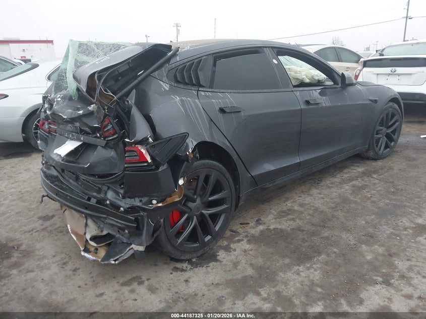 2024 Tesla Model s VIN 5YJSA1E66RF534577 IAAI salvage auction — FRONT & REAR, Salvage (California), sold $9,600 on 2026-07-16 (photo 4)