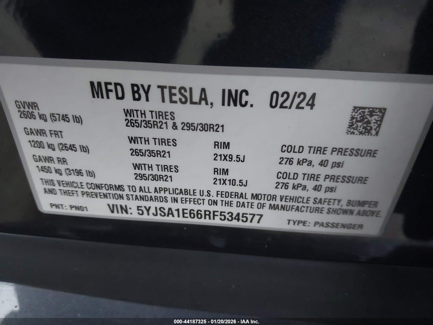 2024 Tesla Model s VIN 5YJSA1E66RF534577 IAAI salvage auction — FRONT & REAR, Salvage (California), sold $9,600 on 2026-07-16 (photo 9)