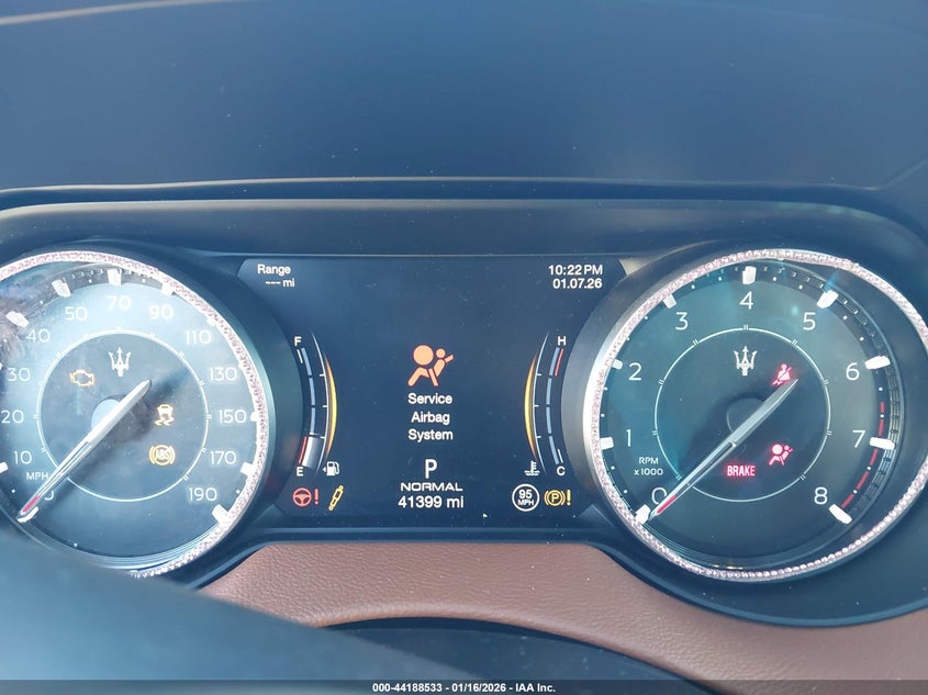 2021 Maserati Levante VIN ZN661YUA4MX379668 IAAI salvage auction — FRONT END, Salvage Title, sold $8,800 on 2026-07-09 (photo 7)