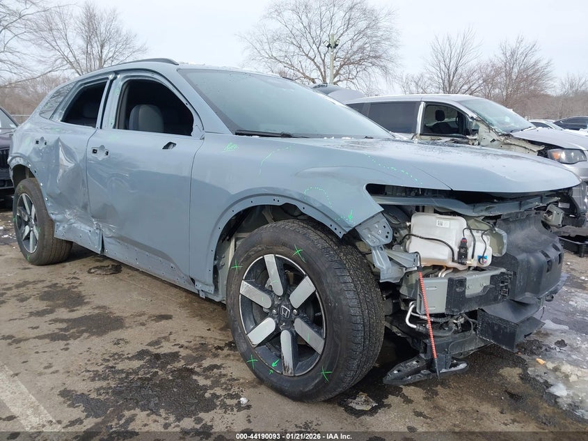 2024 Honda Prologue VIN 3GPKHXRJ1RS519715 IAAI salvage auction — FRONT & REAR, Salvage (New Jersey), sold $7,600 on 2026-07-13 (photo 1)