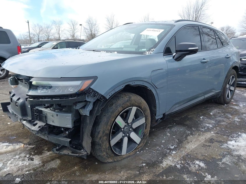 2024 Honda Prologue VIN 3GPKHXRJ1RS519715 IAAI salvage auction — FRONT & REAR, Salvage (New Jersey), sold $7,600 on 2026-07-13 (photo 2)