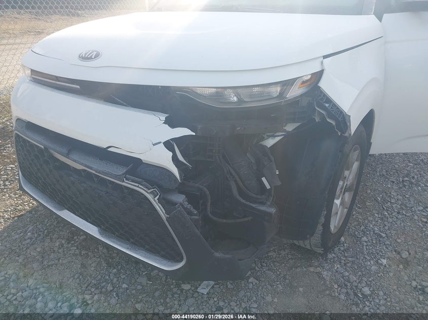 2020 Kia Soul VIN KNDJ23AU1L7735678 IAAI salvage auction — LEFT FRONT, Salvage (Tennessee), sold $2,200 on 2026-07-29 (photo 6)