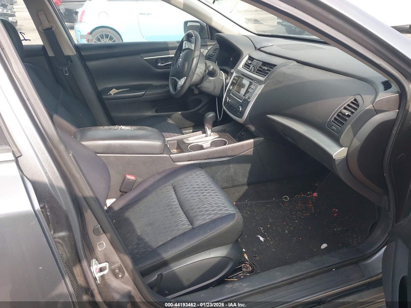 2017 Nissan Altima VIN 1N4AL3AP7HN306996 IAAI salvage auction — TRANSMISSION, Salvage Title, sold $1,850 on 2026-08-02 (photo 5)
