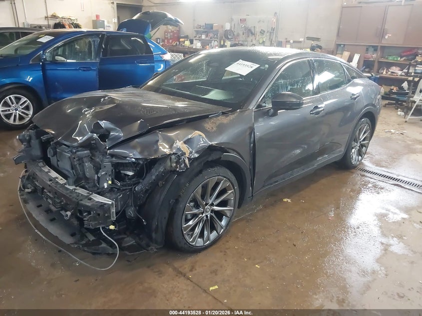 2024 Toyota Crown signia VIN JTDAAAAFXR3020889 IAAI salvage auction — FRONT END, Salvage (Wisconsin), sold $11,900 on 2026-07-24 (photo 2)