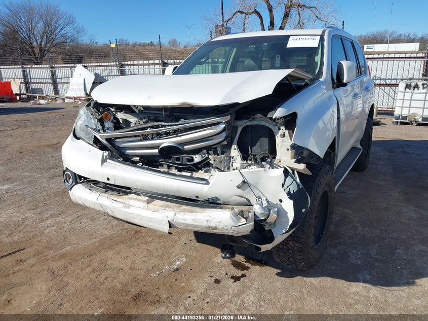 2011 Lexus Gx VIN JTJBM7FX4B5033693 IAAI salvage auction — FRONT END, Clear (Oklahoma), sold $7,800 on 2026-07-29 (photo 6)