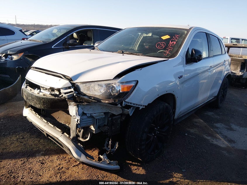 2019 Mitsubishi Outlander VIN JA4AR3AU5KU017430 IAAI salvage auction — FRONT END, Clear (Oklahoma), sold $2,650 on 2026-07-28 (photo 2)