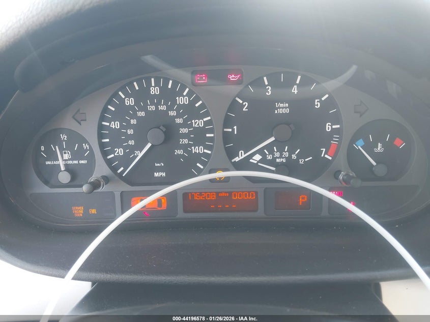 2004 BMW 3 series VIN WBAEV33434KR30439 IAAI salvage auction — RIGHT FRONT, Clear (California), sold $300 on 2026-07-22 (photo 7)