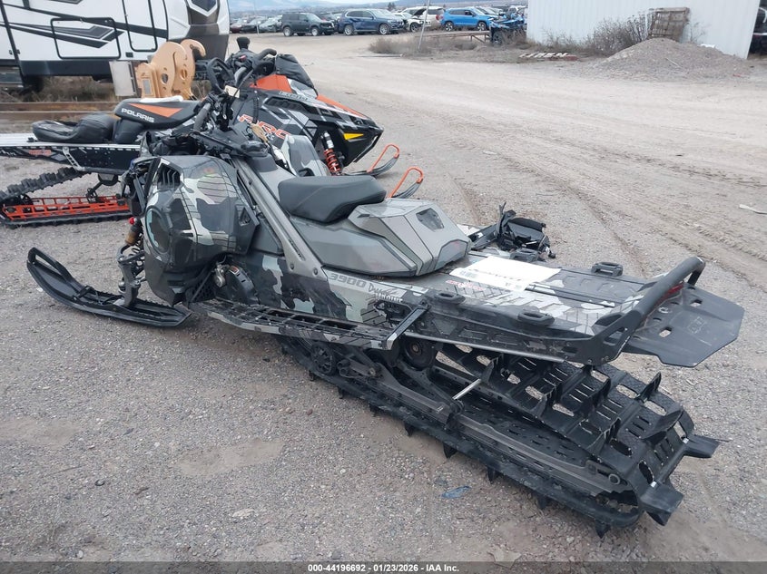 2024 VIN YH2LLCRM5RR000305 IAAI salvage auction — FRONT END, Clear (North Dakota), sold $1,900 on 2026-07-29 (photo 3)