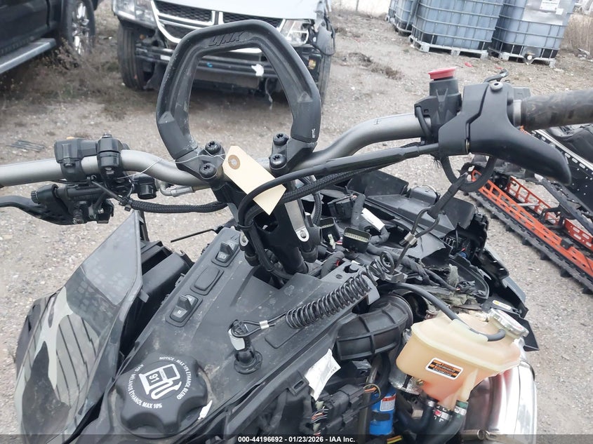2024 VIN YH2LLCRM5RR000305 IAAI salvage auction — FRONT END, Clear (North Dakota), sold $1,900 on 2026-07-29 (photo 7)