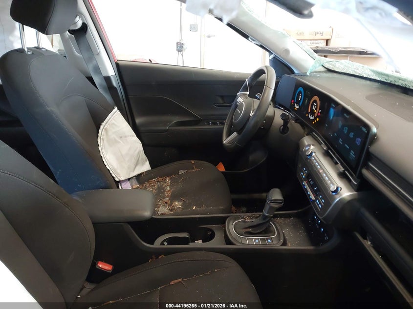 2025 Hyundai Kona VIN KM8HB3AB7SU217809 IAAI salvage auction — ROLLOVER, Salvage (North Carolina), sold $3,750 on 2026-07-10 (photo 5)
