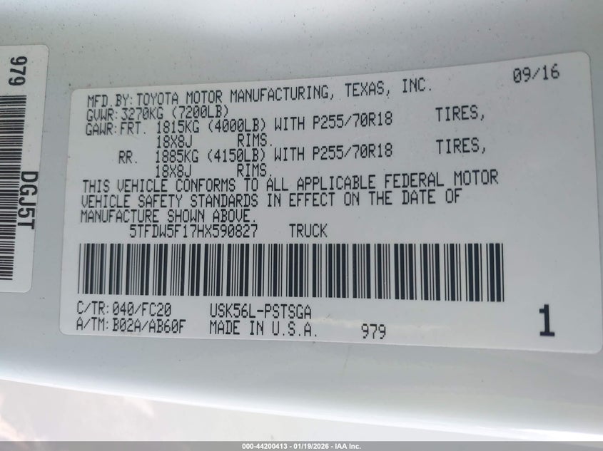 2017 Toyota Tundra VIN 5TFDW5F17HX590827 IAAI salvage auction — RIGHT SIDE, Other, sold $10,450 on 2026-07-17 (photo 9)