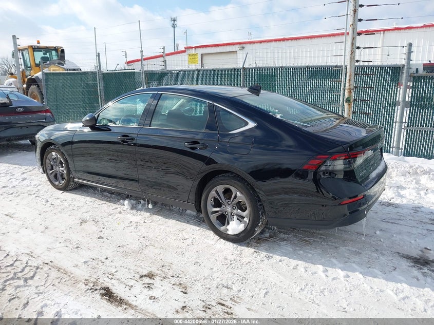 2024 Honda Accord VIN 1HGCY1F38RA091220 IAAI salvage auction — RIGHT FRONT, Salvage (New Hampshire), sold $8,300 on 2026-07-29 (photo 3)