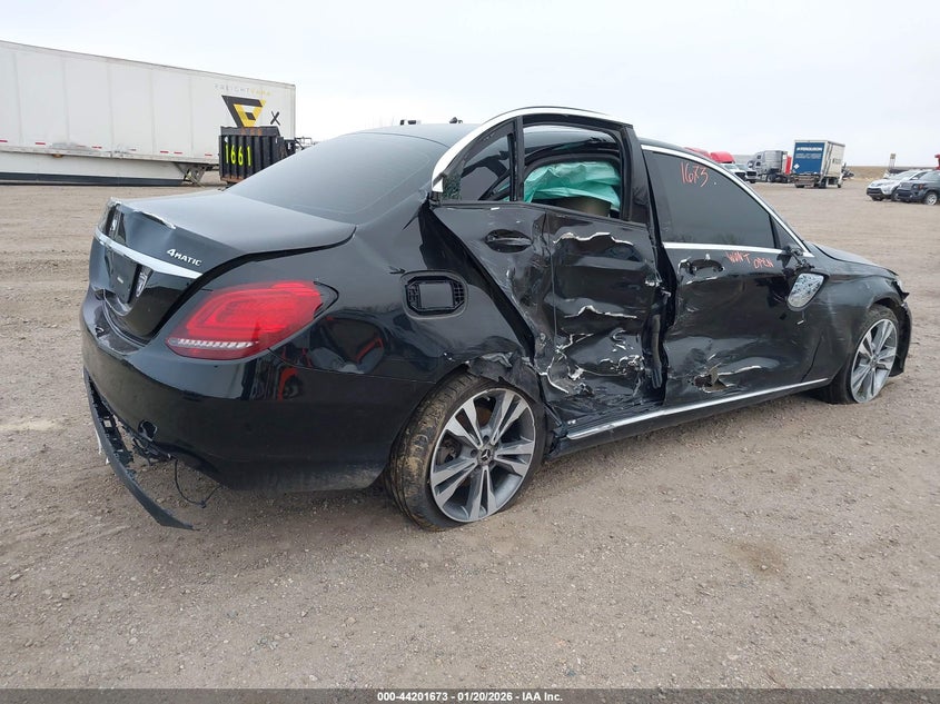 2021 Mercedes-benz C-klasse VIN W1KWF8EB4MR614431 IAAI salvage auction — RIGHT REAR, Salvage Title, sold $25 on 2026-07-29 (photo 4)