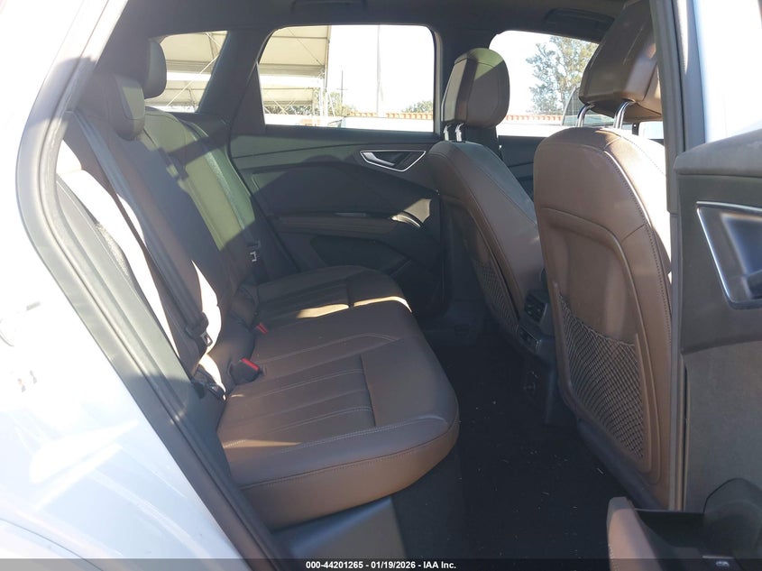 2024 Audi Q4 e-tron VIN WA1K2BFZ9RP028561 IAAI salvage auction — FRONT END, Salvage (California), sold $11,800 on 2026-07-08 (photo 8)