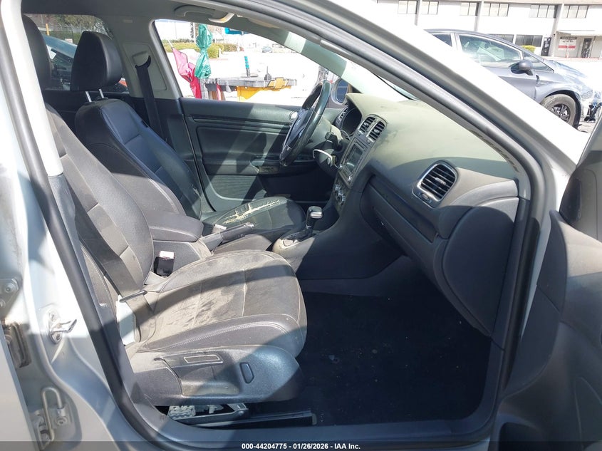 2010 Volkswagen Jetta VIN 3VWPL7AJXAM629542 IAAI salvage auction — REAR END, Salvage (Texas), sold $400 on 2026-07-09 (photo 5)