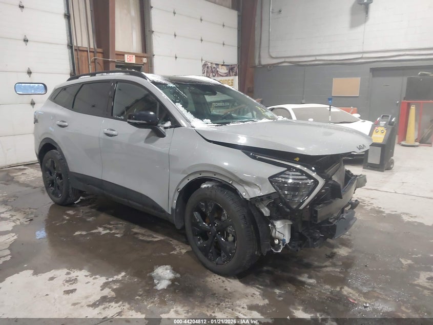2025 Kia Sportage VIN 5XYK6CDF4SG257733 — IAAI salvage auction photo