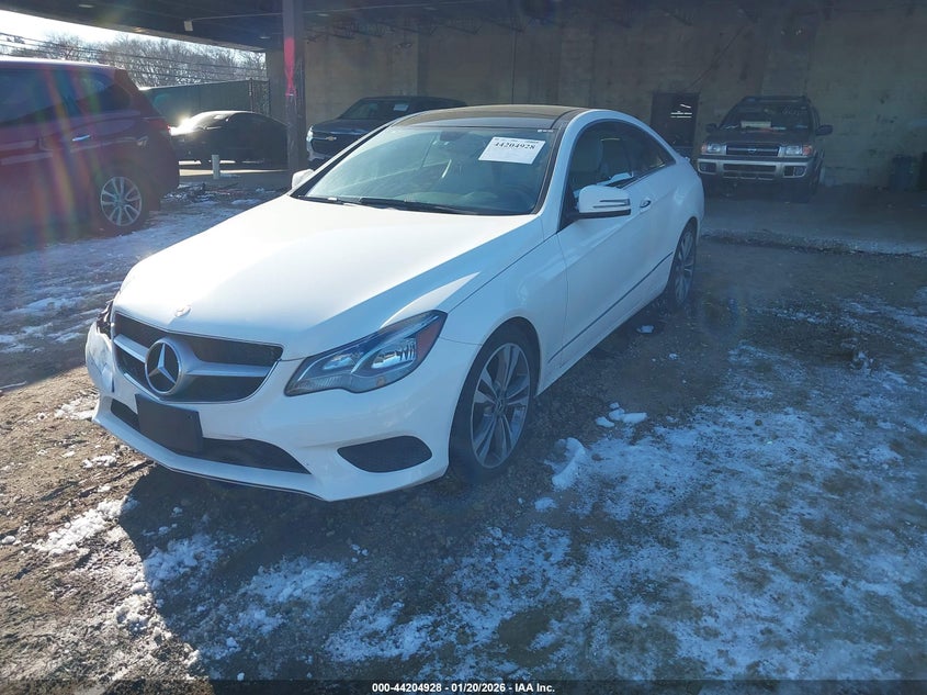 2016 Mercedes-benz E-klasse VIN WDDKJ6FBXGF322918 IAAI salvage auction — FRONT END, Mv-907A (New York), sold $2,275 on 2026-08-18 (photo 2)