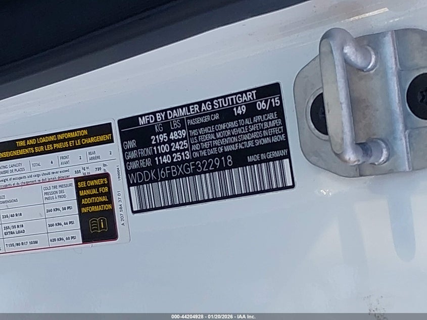 2016 Mercedes-benz E-klasse VIN WDDKJ6FBXGF322918 IAAI salvage auction — FRONT END, Mv-907A (New York), sold $2,275 on 2026-08-18 (photo 9)