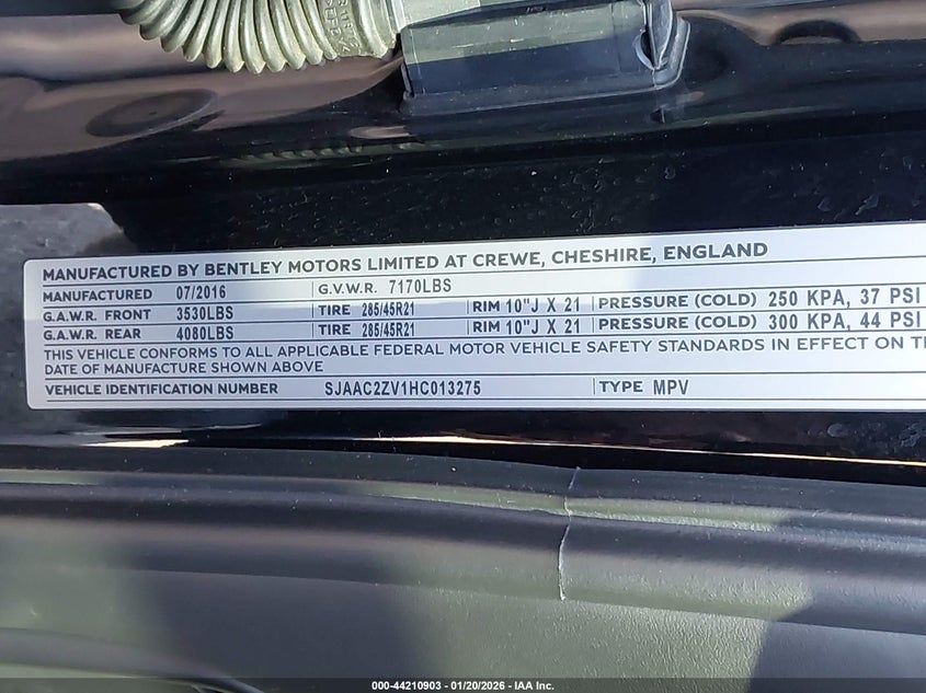 2017 Bentley Bentayga VIN SJAAC2ZV1HC013275 IAAI salvage auction — Normal Wear, Clear (Tennessee), sold $8,300 on 2026-02-19 (photo 9)
