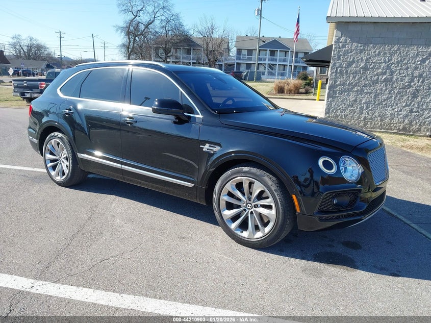 2017 Bentley Bentayga VIN SJAAC2ZV1HC013275 IAAI salvage auction — Normal Wear, Clear (Tennessee), sold $8,300 on 2026-02-19 (photo 1)