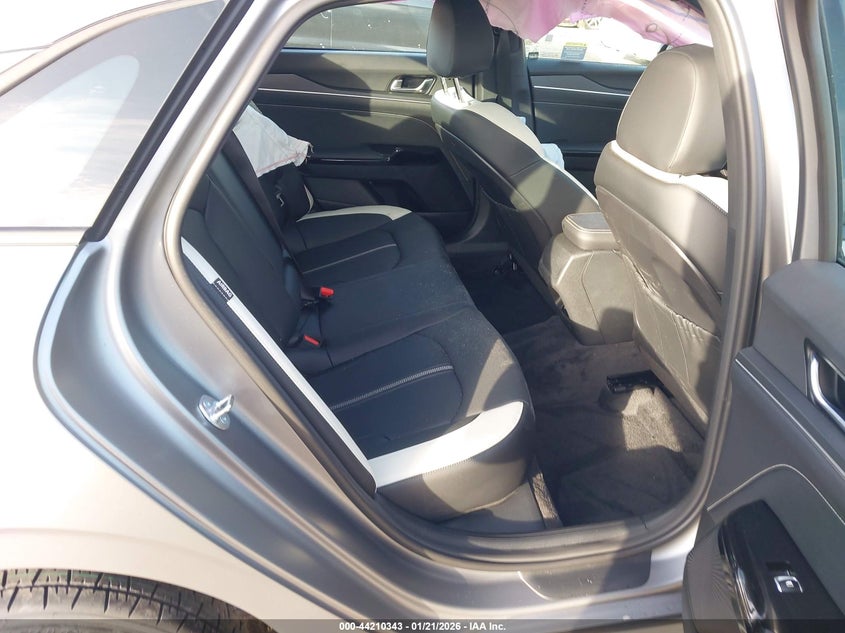 2026 Kia K5 VIN KNAG64J71T5447389 IAAI salvage auction — FRONT END, Salvage Title, sold $7,700 on 2026-07-15 (photo 8)