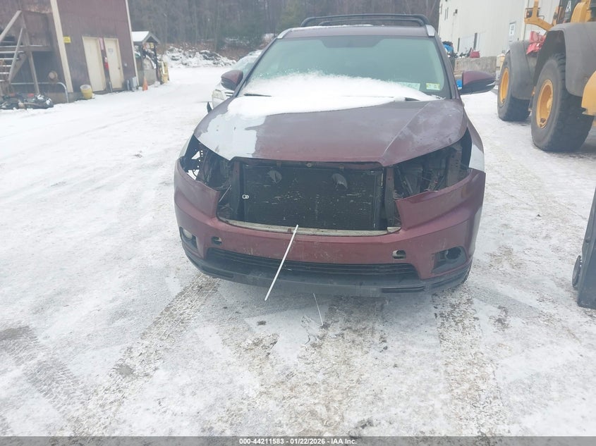 2016 Toyota Highlander VIN 5TDJKRFH5GS253306 IAAI salvage auction — FRONT END, Salvage (Vermont), sold $4,200 on 2026-07-18 (photo 6)