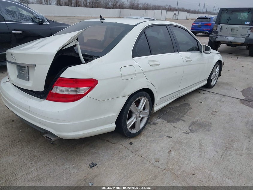 2011 Mercedes-benz C-klasse VIN WDDGF5EB0BR160761 IAAI salvage auction — FRONT & REAR, Salvage (Texas), sold $475 on 2026-07-17 (photo 4)