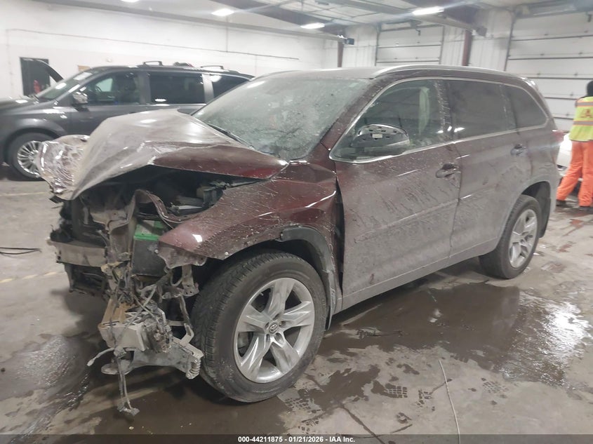 2017 Toyota Highlander VIN 5TDDZRFH9HS468813 IAAI salvage auction — FRONT END, Salvage (Iowa), sold $4,150 on 2026-07-21 (photo 2)