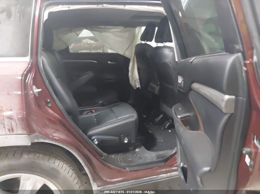 2017 Toyota Highlander VIN 5TDDZRFH9HS468813 IAAI salvage auction — FRONT END, Salvage (Iowa), sold $4,150 on 2026-07-21 (photo 8)