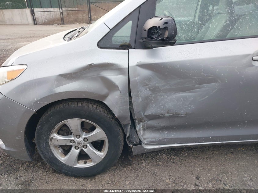 2011 Toyota Sienna VIN 5TDKK3DC2BS143203 IAAI salvage auction — LEFT & RIGHT, Salvage (Idaho), sold $1,900 on 2026-07-14 (photo 6)