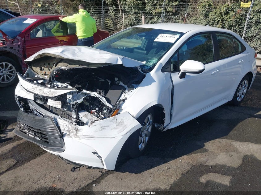 2024 Toyota Corolla VIN 5YFB4MDE7RP187783 IAAI salvage auction — FRONT END, Salvage Title, sold $3,850 on 2026-07-22 (photo 2)