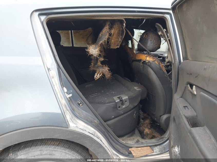 2016 Kia Sportage VIN KNDPB3AC6G7836187 IAAI salvage auction — INTERIOR BURN, Other, sold $200 on 2026-07-22 (photo 8)