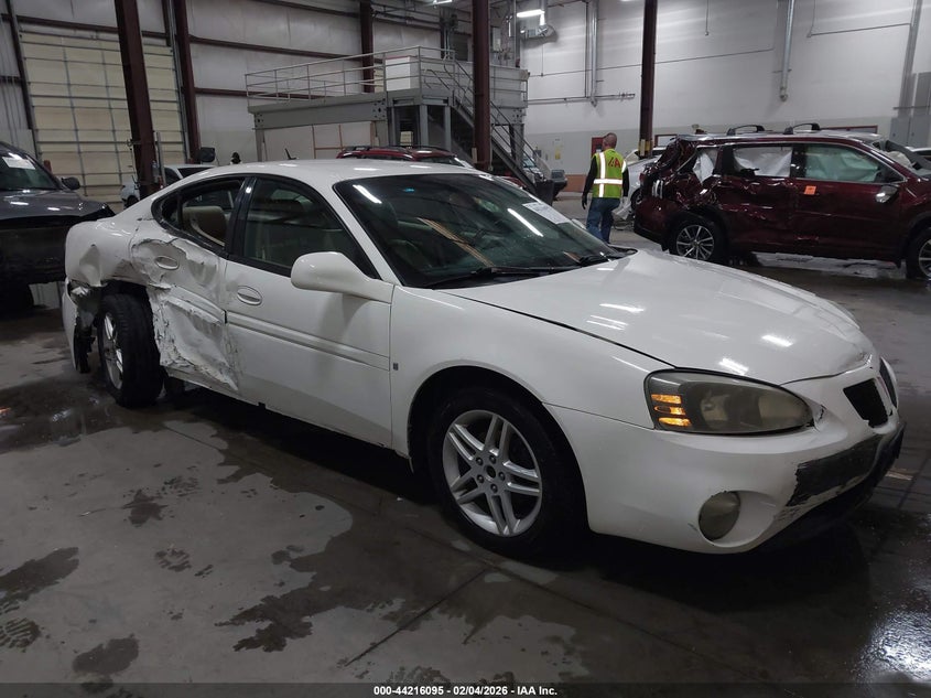 2006 Pontiac Grand prix VIN 2G2WR584561176550 IAAI salvage auction — SIDE, Salvage (Idaho), sold $500 on 2026-07-17 (photo 1)