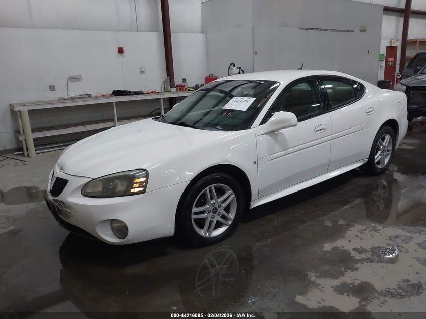 2006 Pontiac Grand prix VIN 2G2WR584561176550 IAAI salvage auction — SIDE, Salvage (Idaho), sold $500 on 2026-07-17 (photo 2)