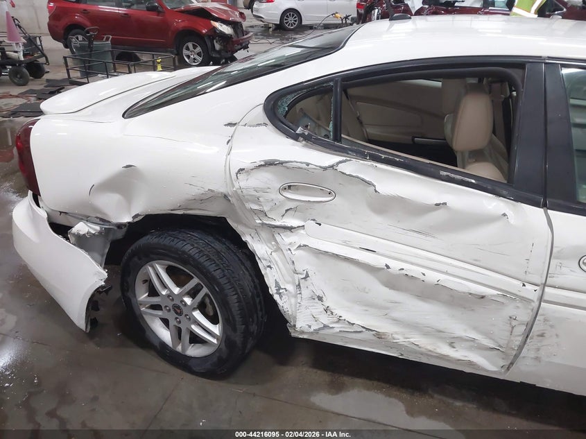 2006 Pontiac Grand prix VIN 2G2WR584561176550 IAAI salvage auction — SIDE, Salvage (Idaho), sold $500 on 2026-07-17 (photo 6)