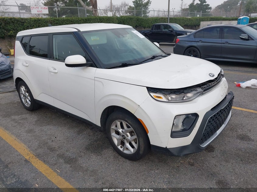 2020 Kia Soul VIN KNDJ23AU0L7701859 IAAI salvage auction — FRONT END, Salvage (California), sold $2,000 on 2026-07-21 (photo 1)