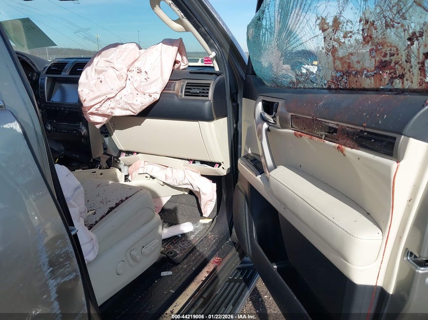 2021 Lexus Gx 460 VIN JTJAM7BX7M5268612 IAAI salvage auction — ROLLOVER, Junk (Oklahoma), sold $8,575 on 2026-09-02 (photo 5)