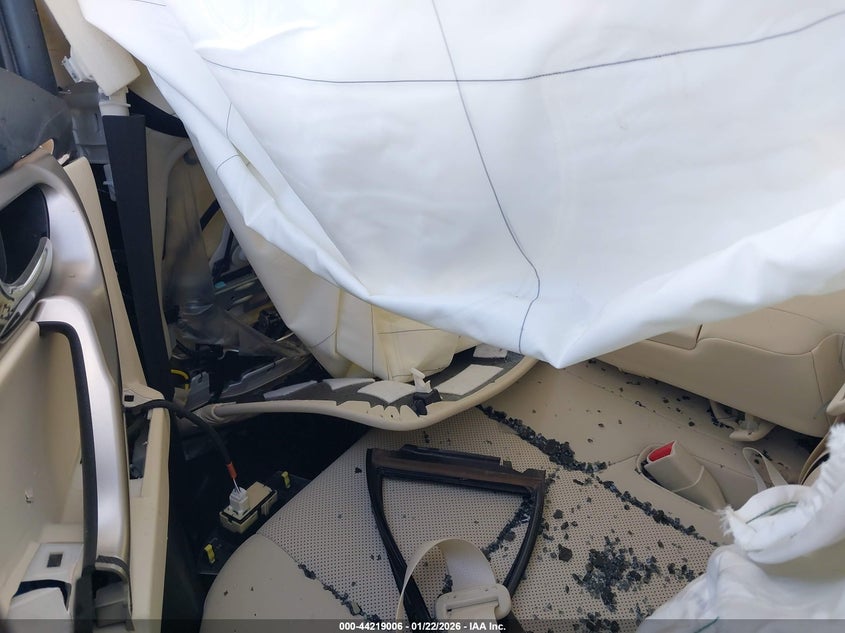 2021 Lexus Gx 460 VIN JTJAM7BX7M5268612 IAAI salvage auction — ROLLOVER, Junk (Oklahoma), sold $8,575 on 2026-09-02 (photo 8)