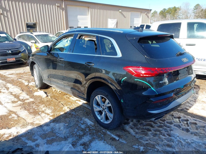 2025 Audi Q5 VIN WA11AAGU5S2047896 IAAI salvage auction — FRONT & REAR, Salvage (North Carolina), sold $13,100 on 2026-07-30 (photo 3)