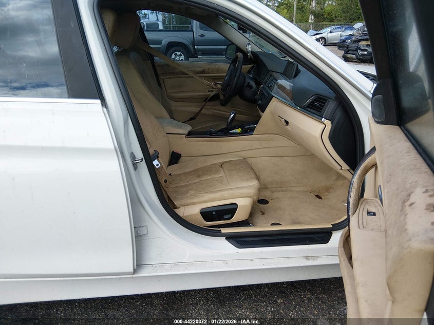 2015 BMW 3 series VIN WBA3A5C50FF606271 IAAI salvage auction — WATER/FLOOD, Other, sold $450 on 2026-07-13 (photo 5)