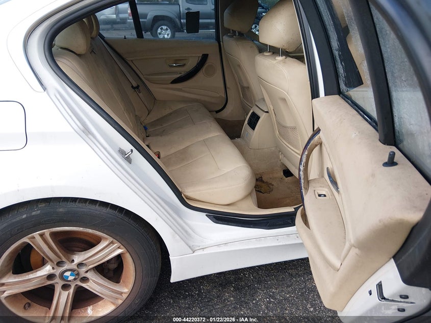 2015 BMW 3 series VIN WBA3A5C50FF606271 IAAI salvage auction — WATER/FLOOD, Other, sold $450 on 2026-07-13 (photo 8)