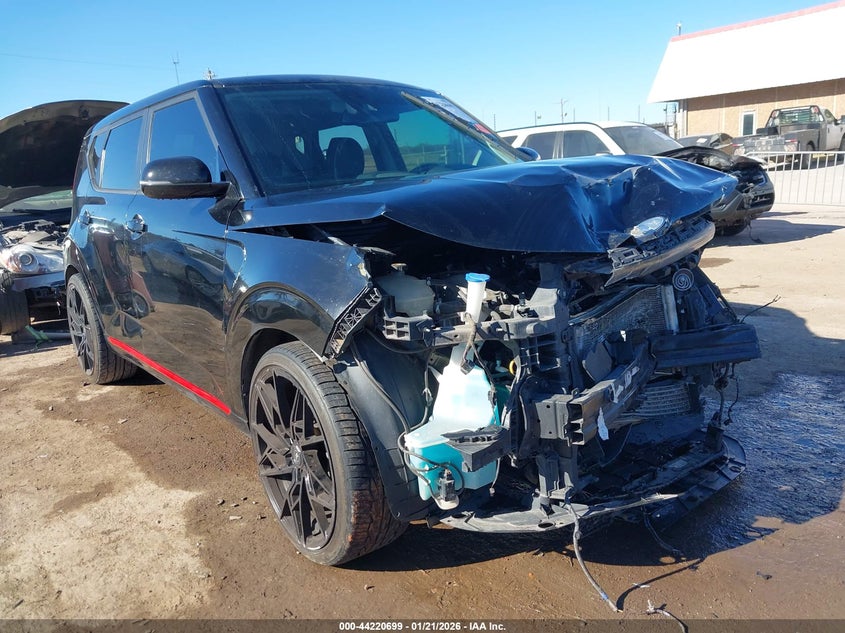 2020 Kia Soul VIN KNDJ53AF1L7044904 IAAI salvage auction — FRONT END, Salvage Title, sold $1,250 on 2026-07-08 (photo 1)