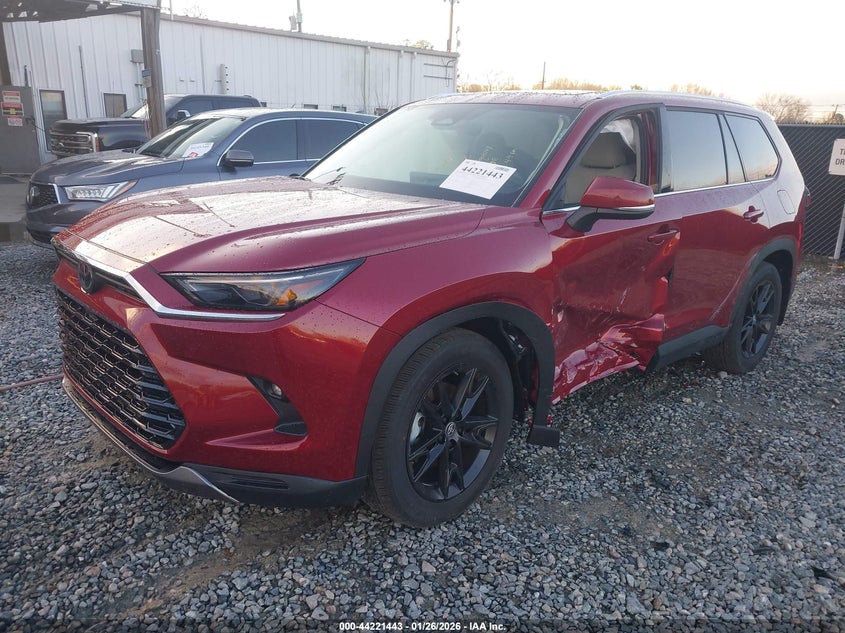 2026 Toyota Highlander VIN 5TDAAAA50TS038296 IAAI salvage auction — SIDE, Salvage Title, sold $26,925 on 2026-07-20 (photo 2)