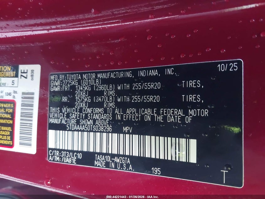 2026 Toyota Highlander VIN 5TDAAAA50TS038296 IAAI salvage auction — SIDE, Salvage Title, sold $26,925 on 2026-07-20 (photo 9)
