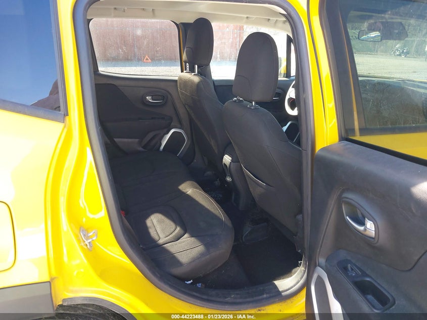 2018 Jeep Renegade VIN ZACCJABB7JPH68472 IAAI salvage auction — FRONT END, Salvage (Kentucky), sold $1,650 on 2026-07-28 (photo 8)