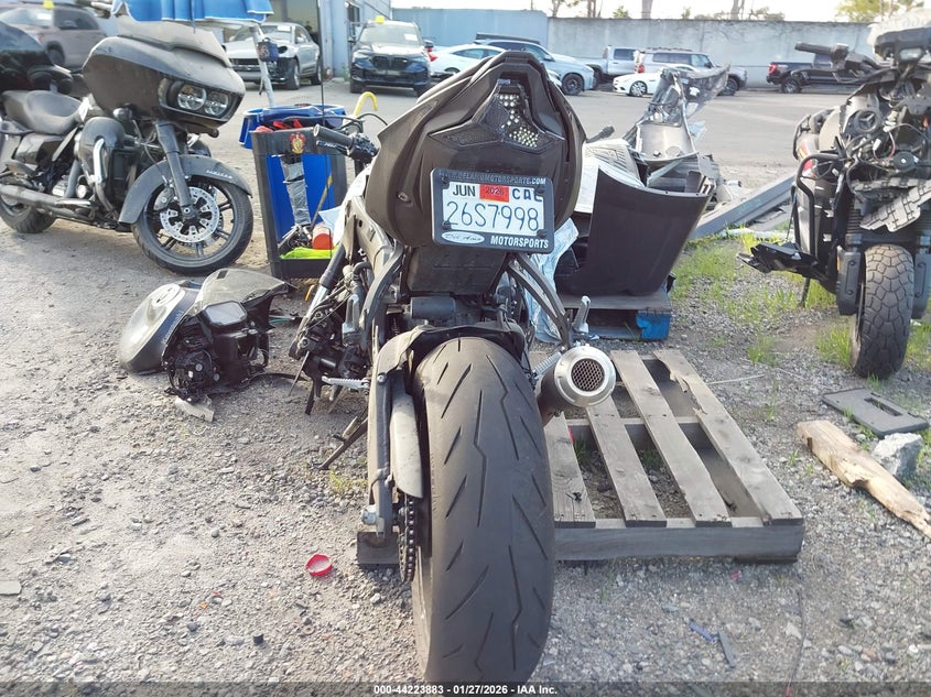 2024 Kawasaki Zx VIN JKBZXJJ19RA008319 IAAI salvage auction — FRONT END, Salvage Title, sold $1,050 on 2026-07-15 (photo 6)