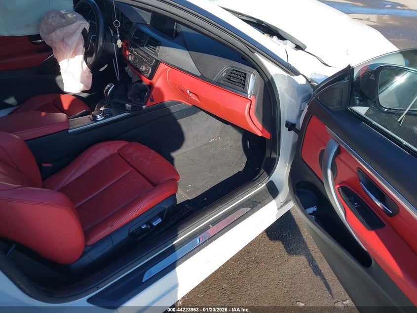 2019 BMW 4 series VIN WBA4W5C51KAE43825 IAAI salvage auction — FRONT END, Salvage (Texas), sold $525 on 2026-07-30 (photo 5)